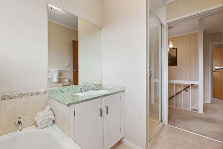 1/131 Glenmore Road Sunnyhills_16