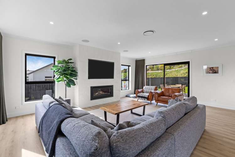 29 Tuscany Way Fitzherbert_2