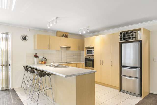 60 Lough Bourne Drive Pukekohe_3