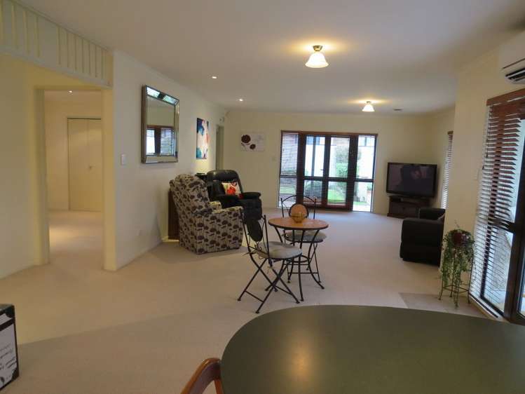 28b Cedar Crescent Feilding_2