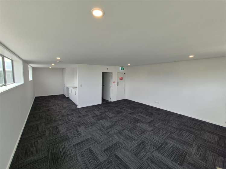 Unit 1, 16 Grafton Street Waltham_1