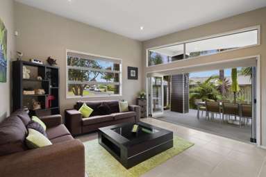 67 Lough Bourne Drive_4