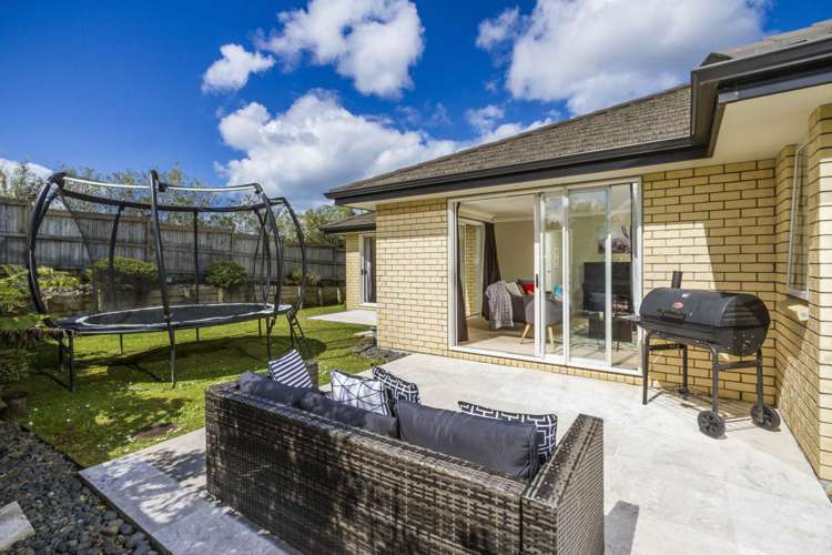 42 Huntington Park Drive Greenhithe_17