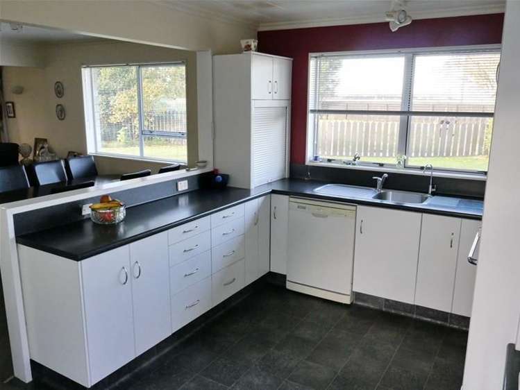 317 Waihi Road Hawera_19