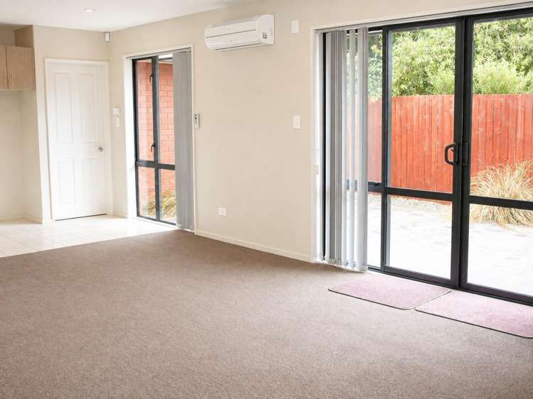 1/216 Fitzgerald Avenue 1419_1