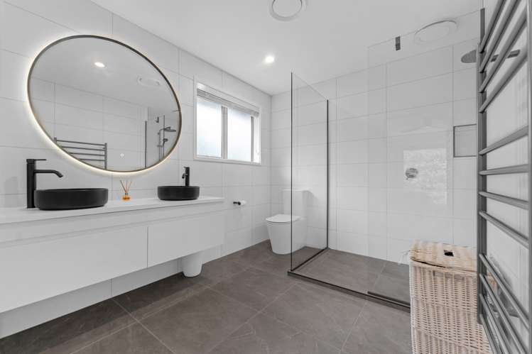 2G Country Club Lane Waiuku_13