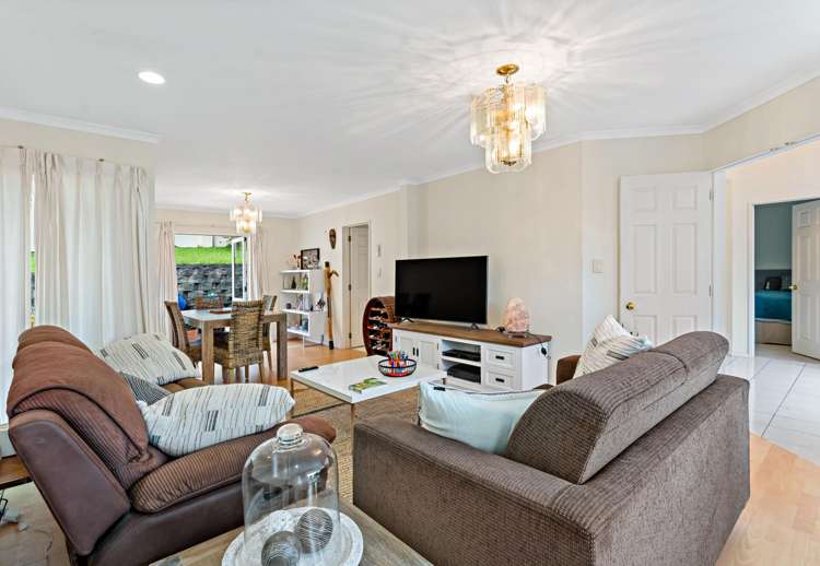 25 Bronte Place Somerville_1