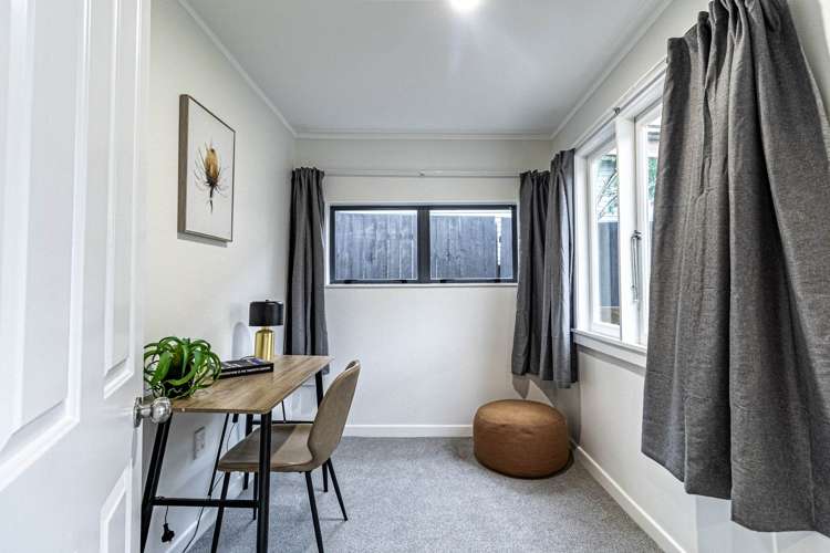 338 Glengarry Road Glen Eden_8