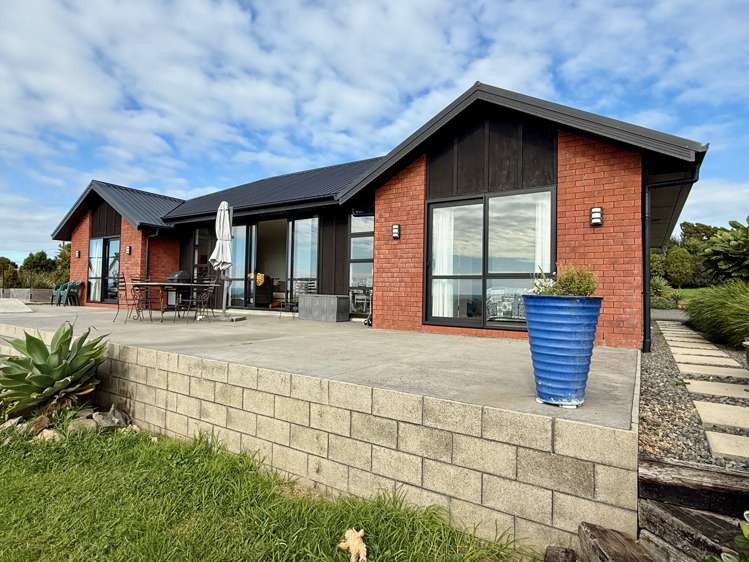 669A Te Hutewai Road Raglan_33