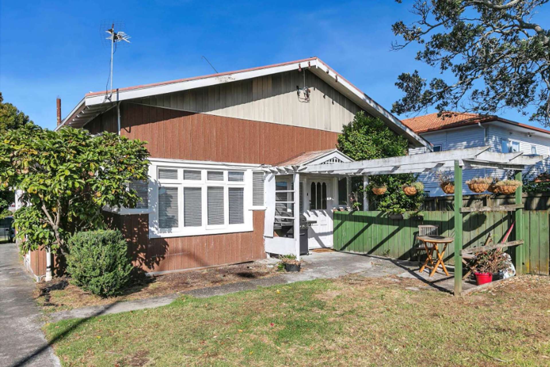 327 Mt Albert Road Mt Roskill_0