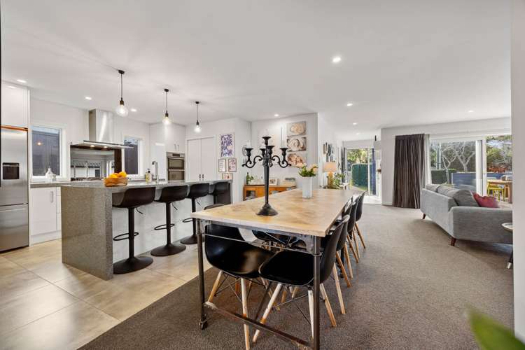14 Wyoming Avenue Murrays Bay_5