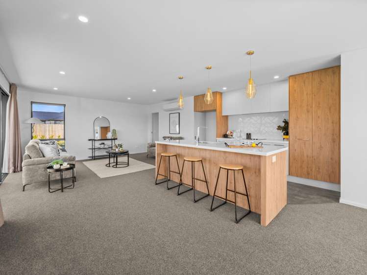 23 Strowan Avenue Elgin_2