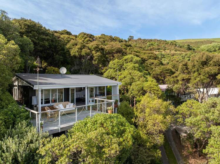 24 Quail Crescent Takamatua_3