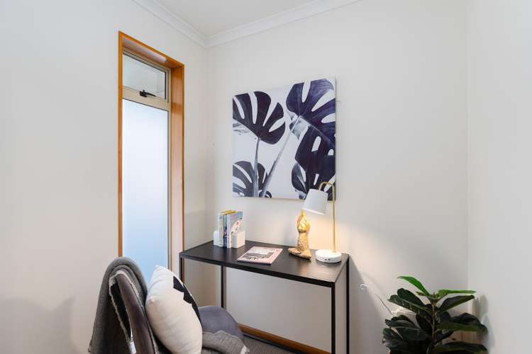 2 Bella Grove Way The Wood_16