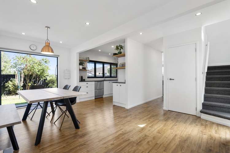 2/9 Steen Place Mangere Bridge_25