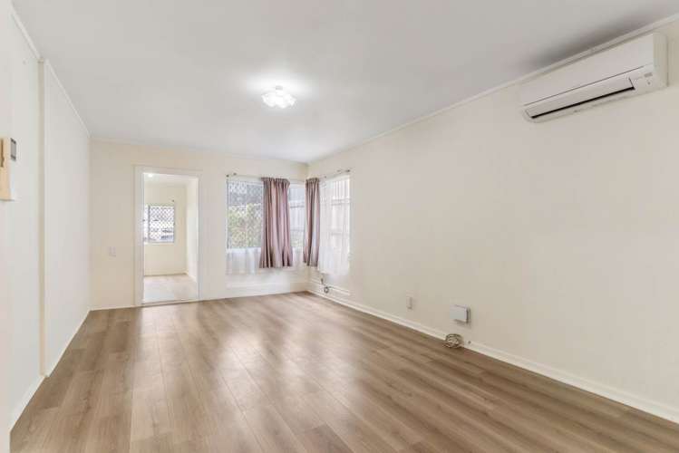 1/52 Tonar Street Northcote_9