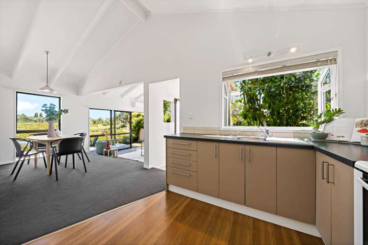 40 Queen Mary Avenue New Lynn_10