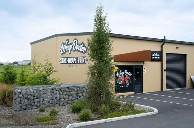 Versatile Industrial 106sqm Unit