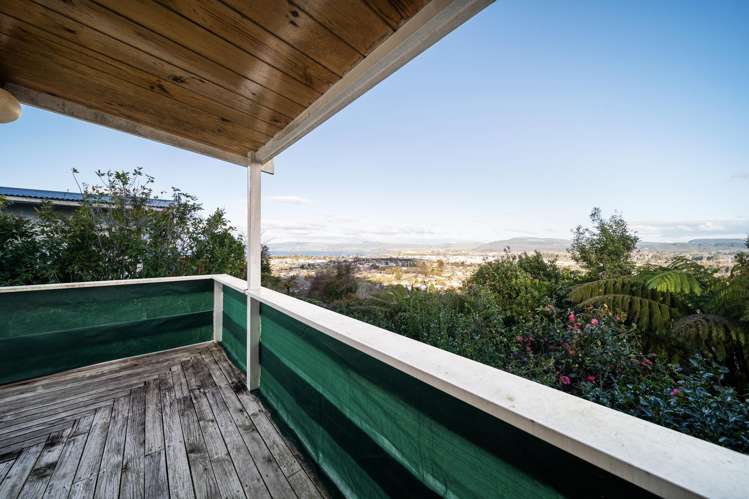 23 Russell Crescent Western Heights_25