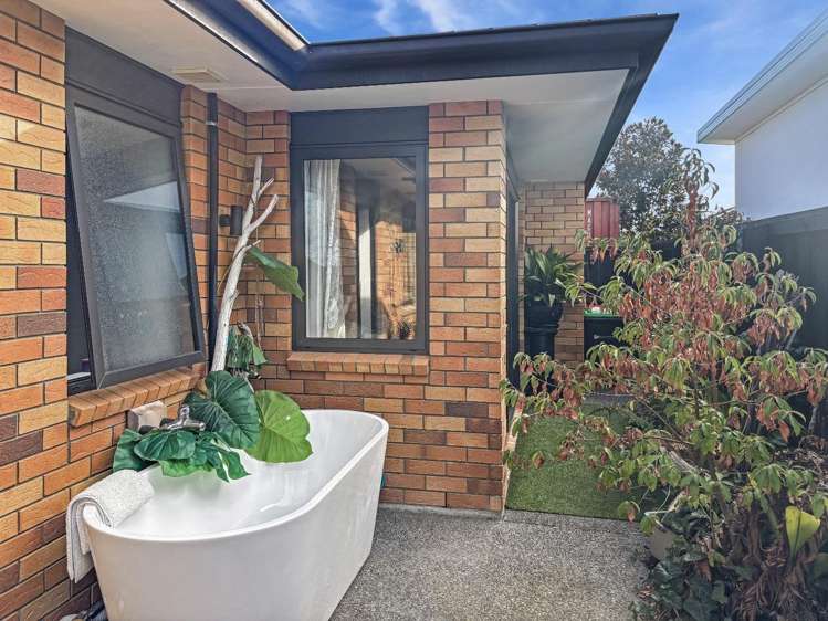 15 Kawari Drive 2340_13