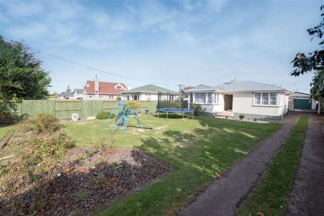 21 Egmont Street Hawera_3