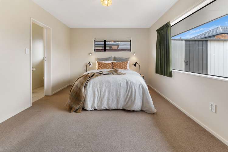 39 Aldinga Avenue Stoke_18