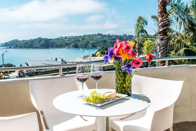 6/118 Ocean View Road Oneroa_1