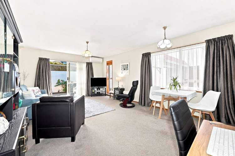2/48 Longfellow Street Sydenham_2