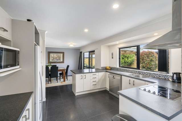 22 Liberty Grove Kelvin Grove_2