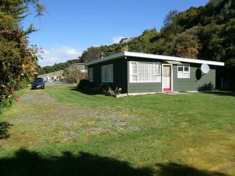 12 Wratten Road Owaka_0