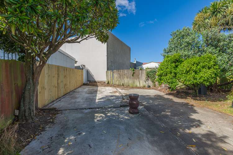 49 Maunsell Street Woolston_22