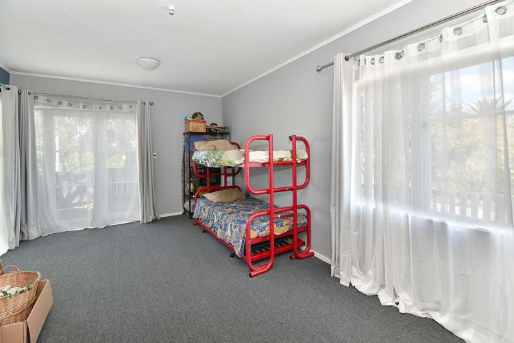 19 Fairway Avenue Red Beach_18