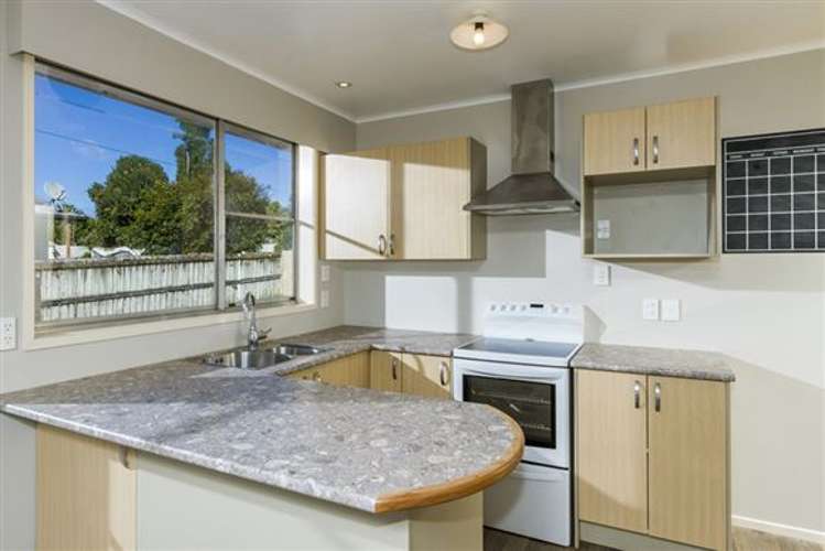 12 Marewa Street Te Atatu South_8