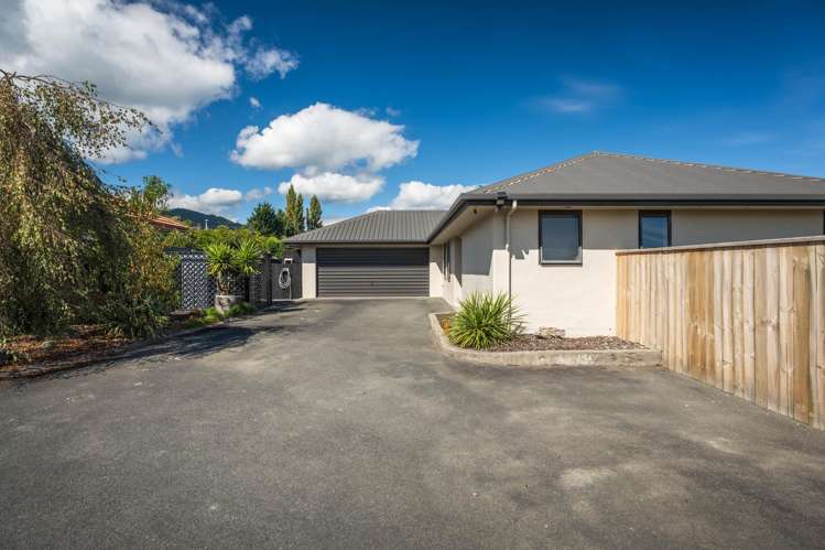 46 Otia Drive Richmond_19