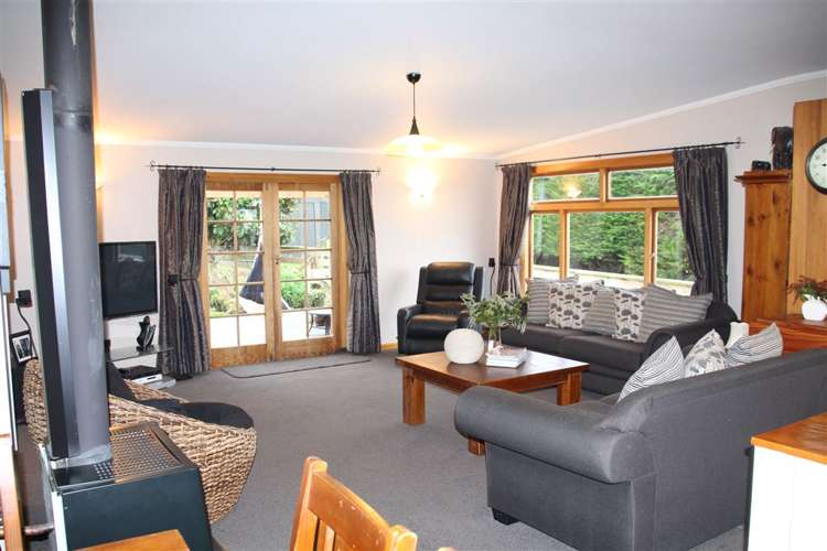 136 Rolling Ridges Road Levels Valley_2