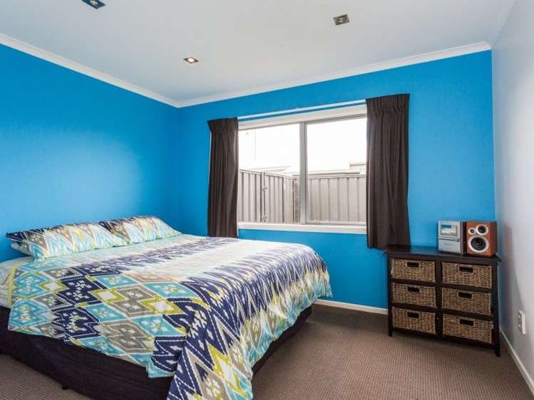 1 Cape Place Poraiti_12