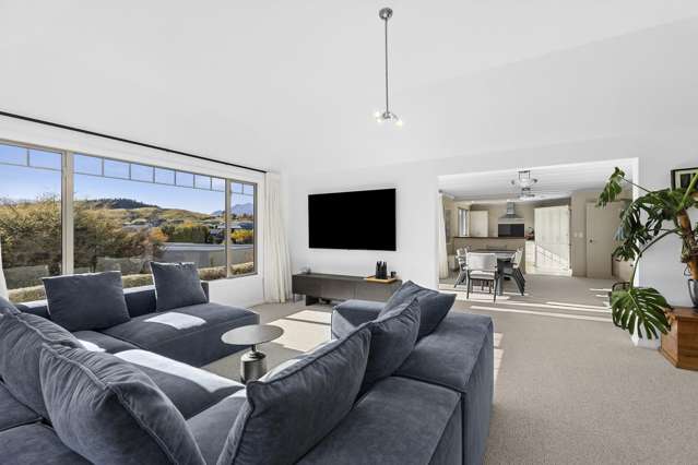 100 Kings Drive Wanaka_2