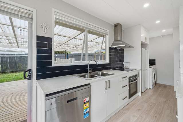 18 Shalimar Place Clover Park_4