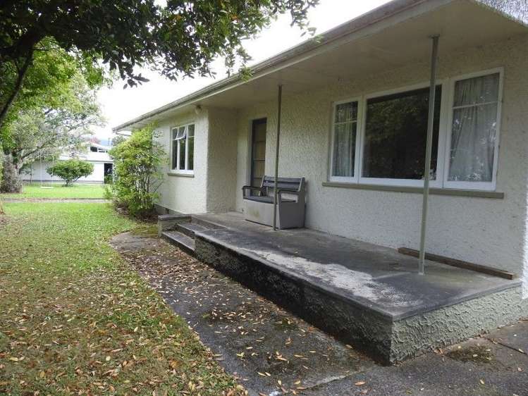 183 Commercial Street Takaka_2