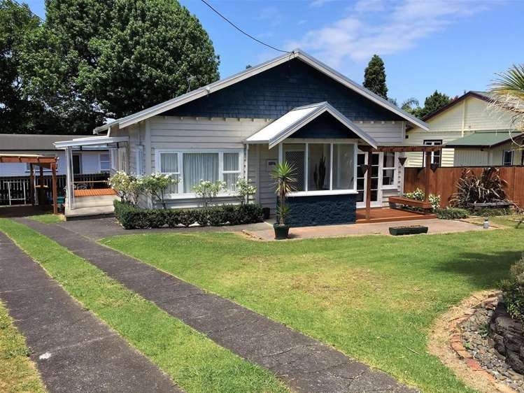 2d Youngs Road Papakura_0