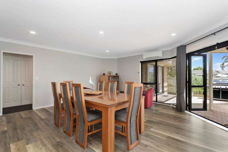 4 Trossach Place Wattle Downs_7