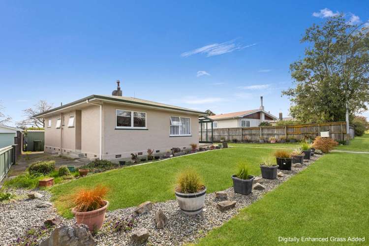 38 Tennyson Crescent Stoke_16