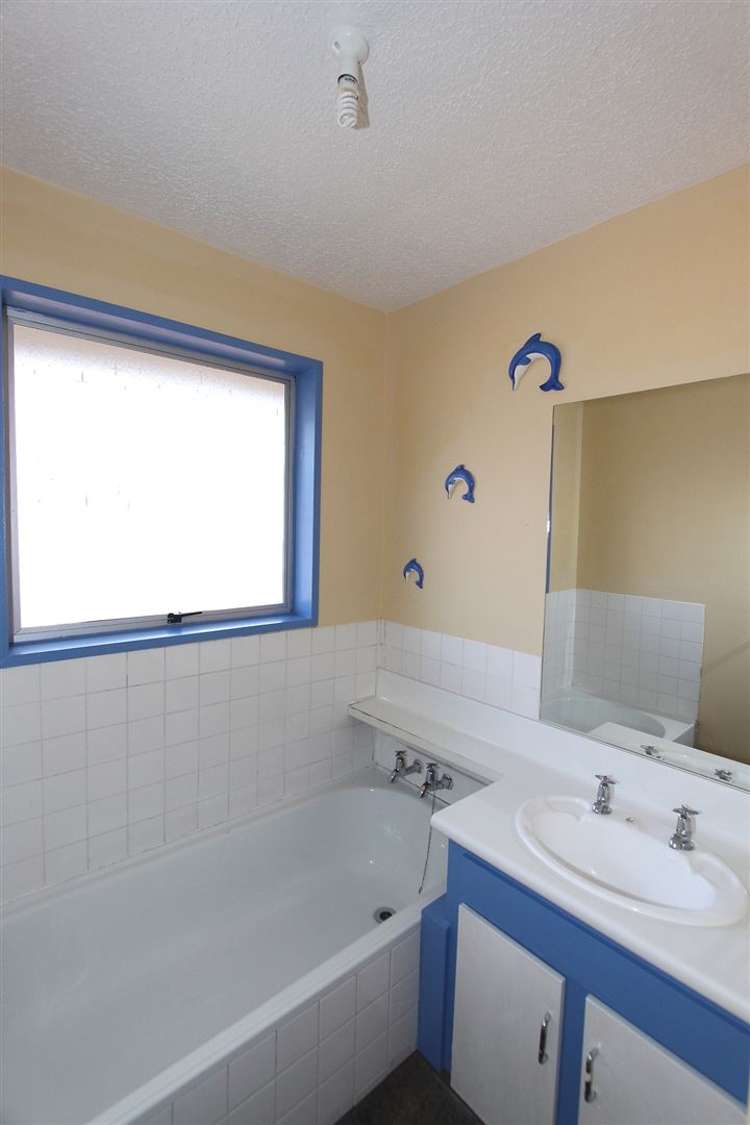 1/63a Vivian Street Burwood_14