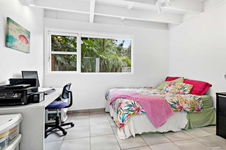 56 The Parade Bucklands Beach_14