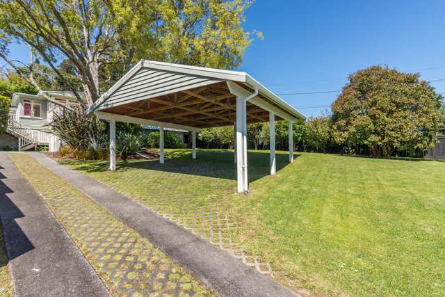 7 Warwick Avenue Titirangi_2