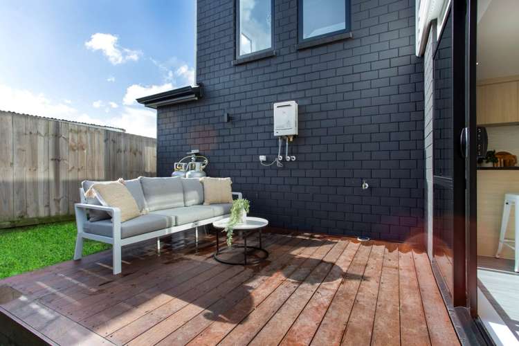 37c Reid Road New Lynn_16