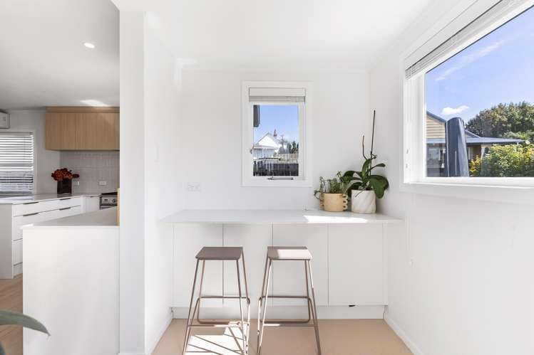 6 Japonica Drive Beach Haven_11