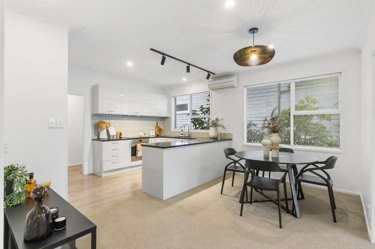 2/245 Jervois Road Herne Bay_6