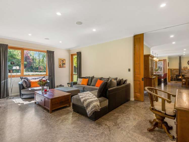 87 Collins Road Lincoln_10