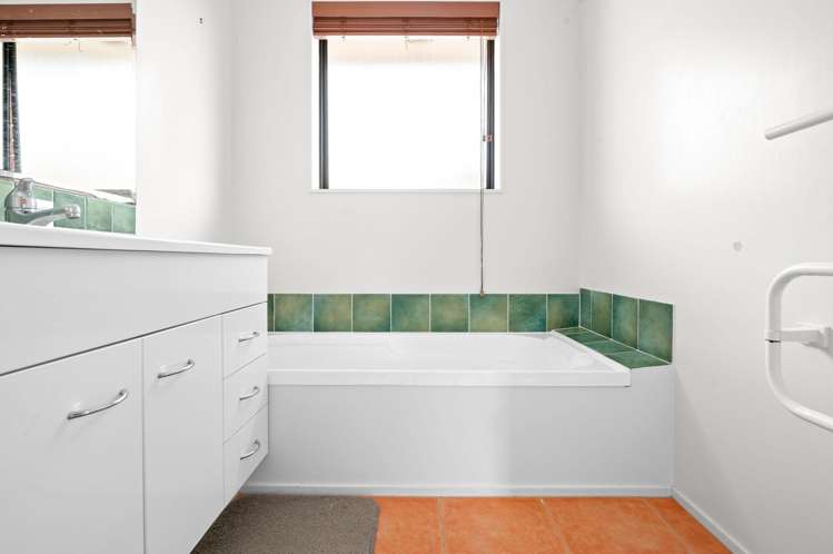 3 Carisbrook Place Rototuna North_18